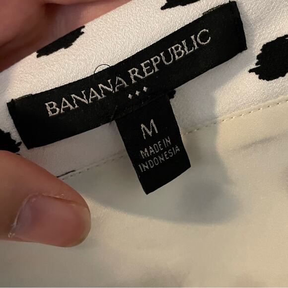 Banana Republic White and Black Polka Dot Top - Picture 4 of 5